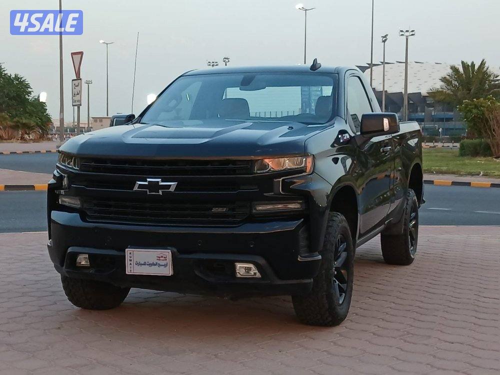 للبيع سلفرادو- تريل بوس2020-Z713