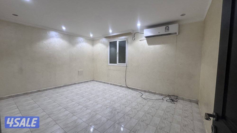 شقه في القصور للايجار0