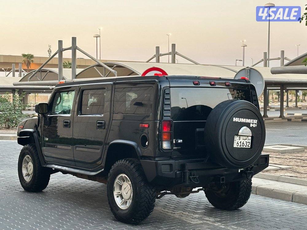 للبيع وانيت همر H2 موديل 2004 وارد الوكاله3