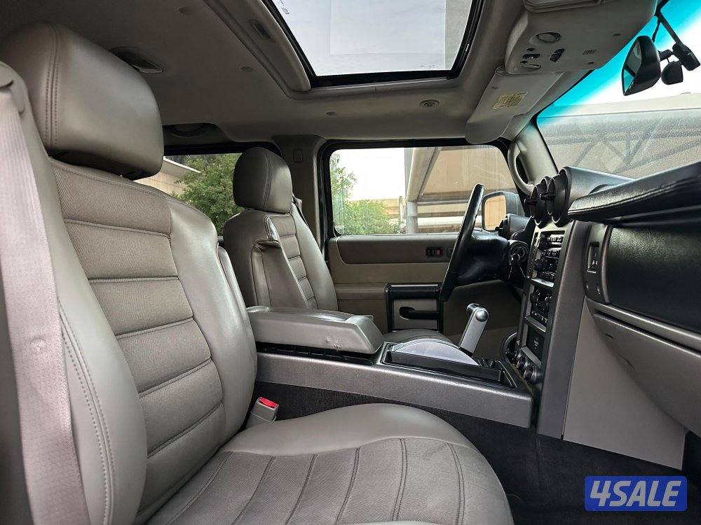 للبيع وانيت همر H2 موديل 2004 وارد الوكاله6