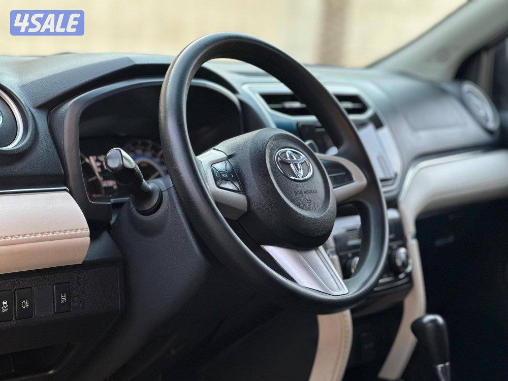 للبيع تويوتا رش موديل 2023 وارد الساير7