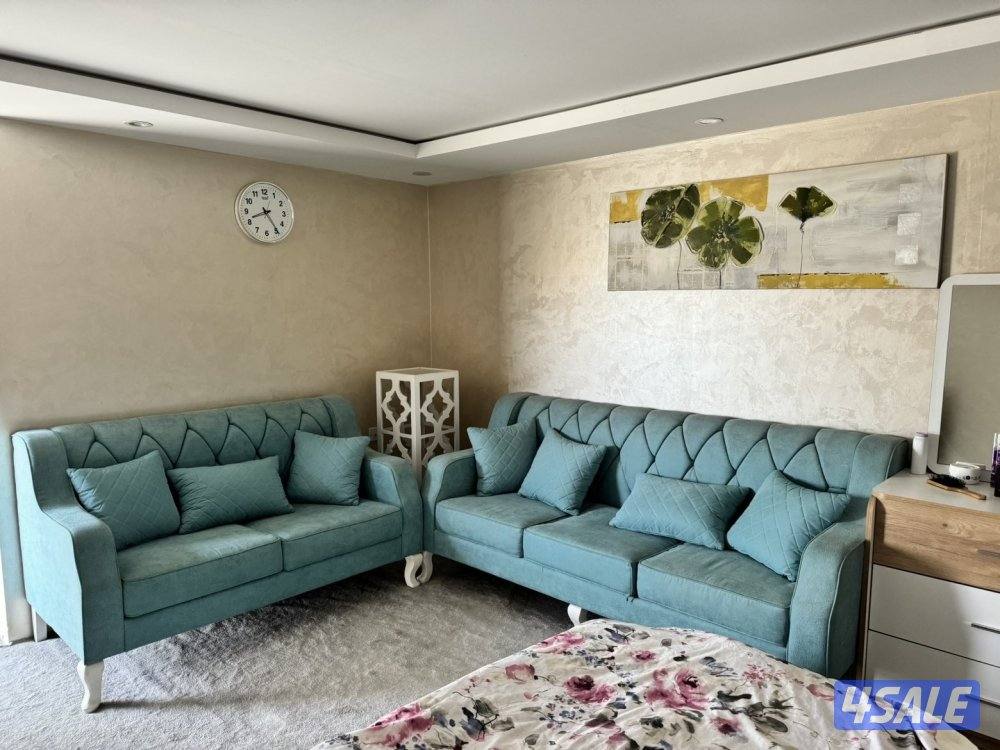 شاليه ٦+٤ عوازل دبل غرفة نوم وكنب وسرير وتكييف وتلفزيون وسخان استخدام0