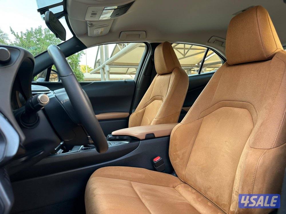 للبيع LEXUS UX200 موديل 2020 وارد الساير6