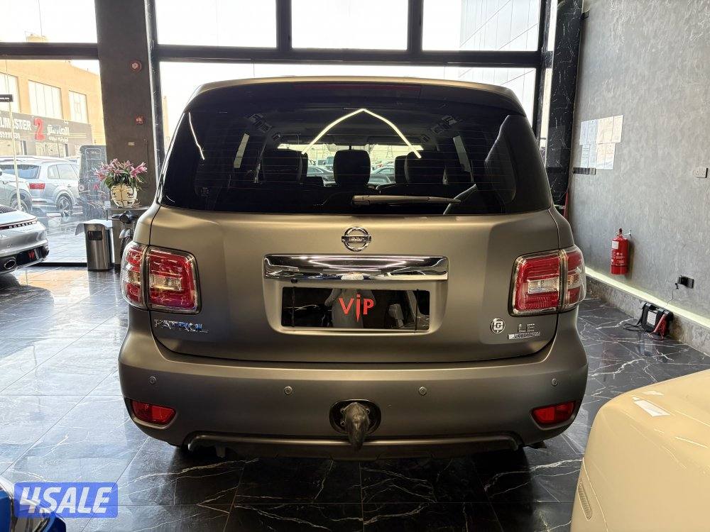 نيسان باترول LE V88