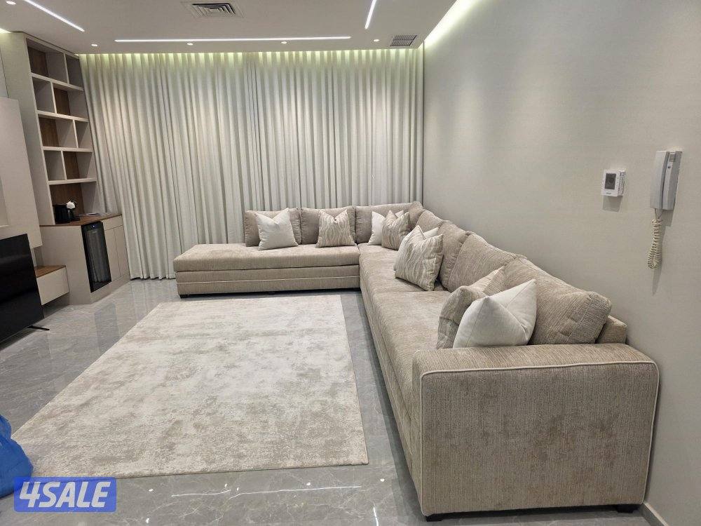 تلبس وتنجيد الكنب والجلسات الأرضية وتفصال الستائر ويفي0