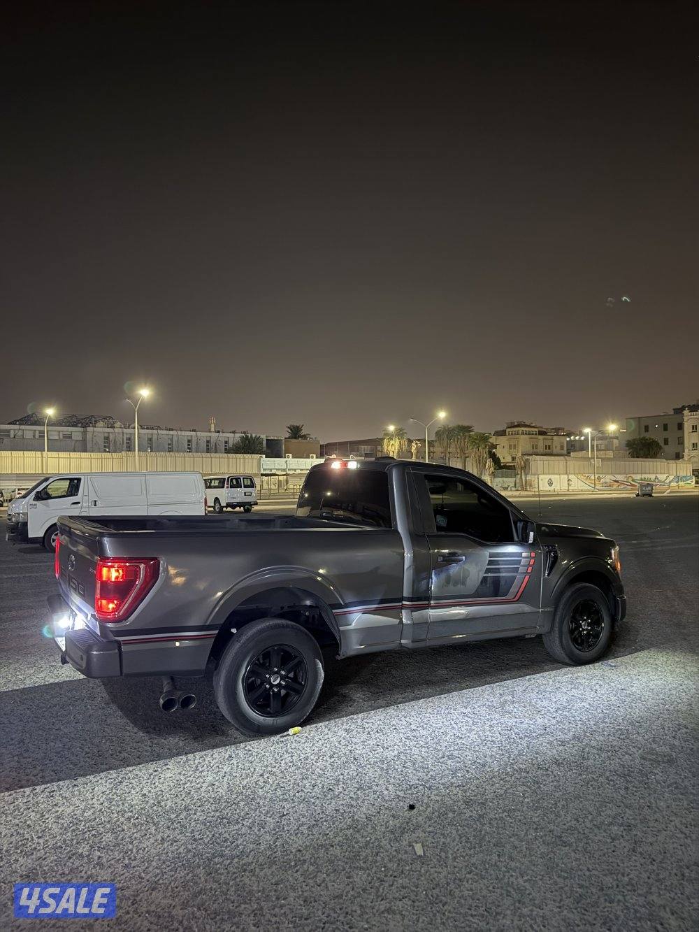 للبيع F-1502