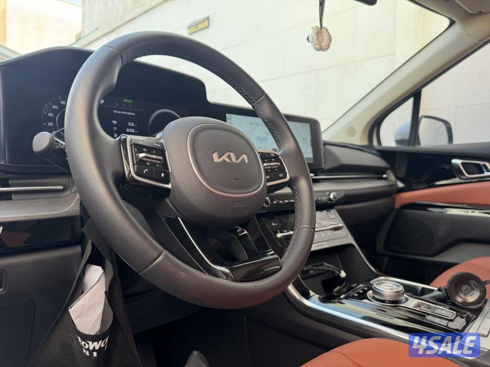 للبيع كيا كرنفال نظييييفه جدا بحالة الوكاله4