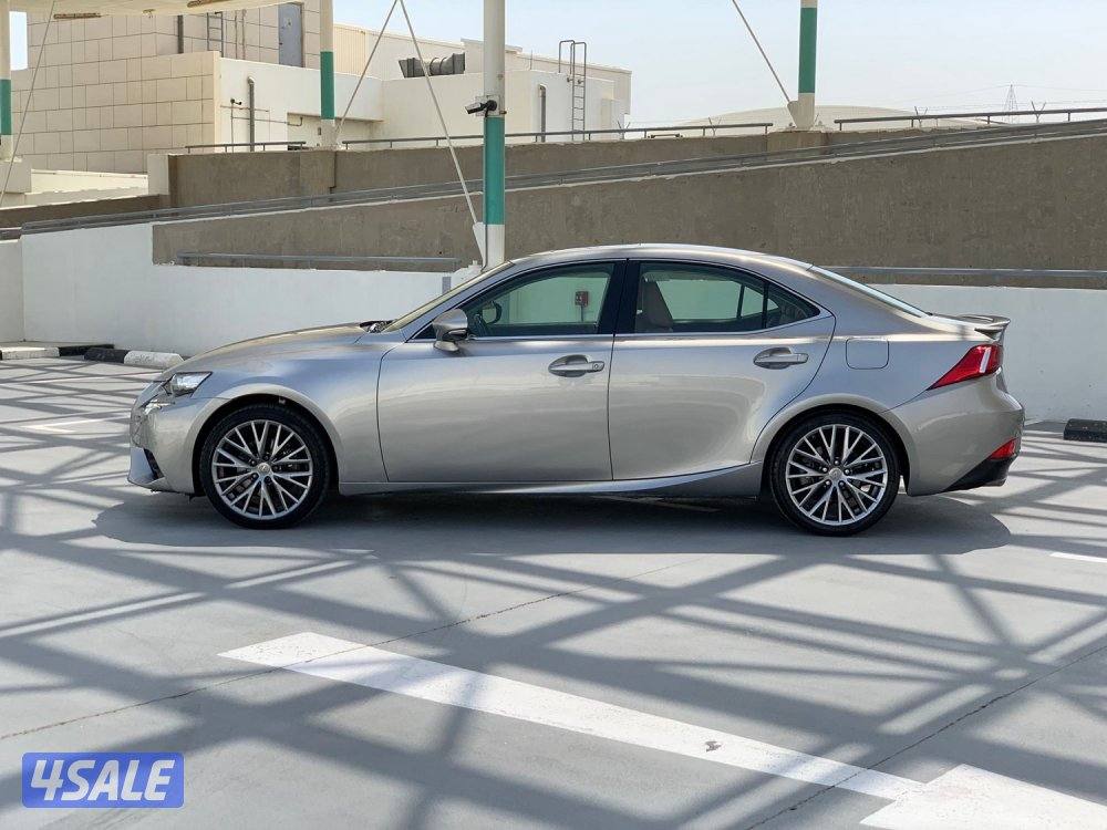 للبيع لكزس IS2501