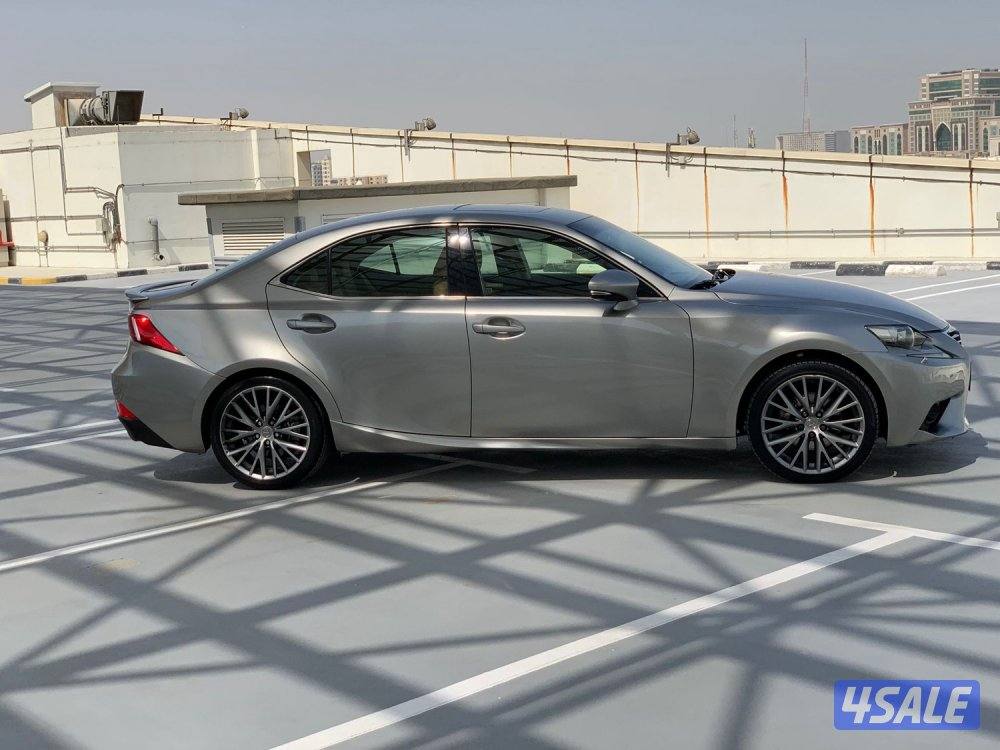 للبيع لكزس IS2505