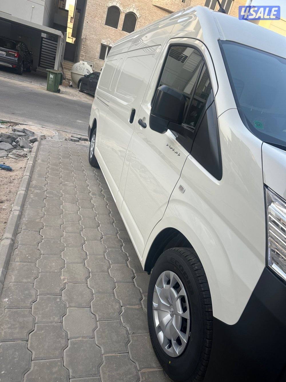 باص جديد تويوتا هايس مقفل الساير 2026 العداد اصفار بنزين قير اوتوماتيك2