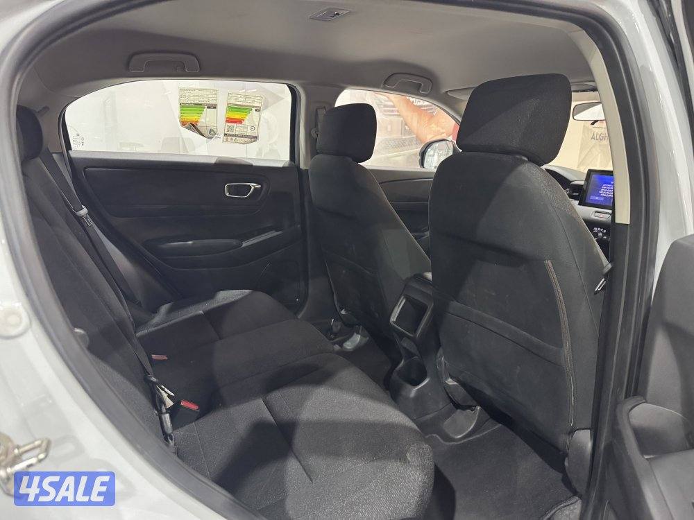 للبيع: هوندا HR-V م:20238