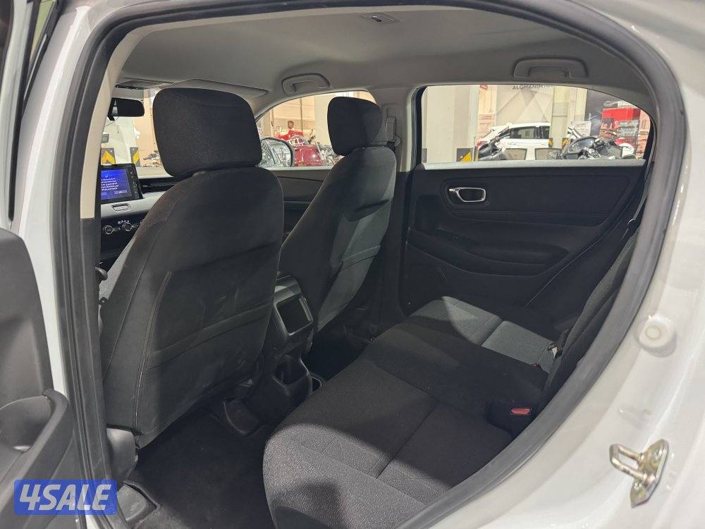 للبيع: هوندا HR-V م:20239