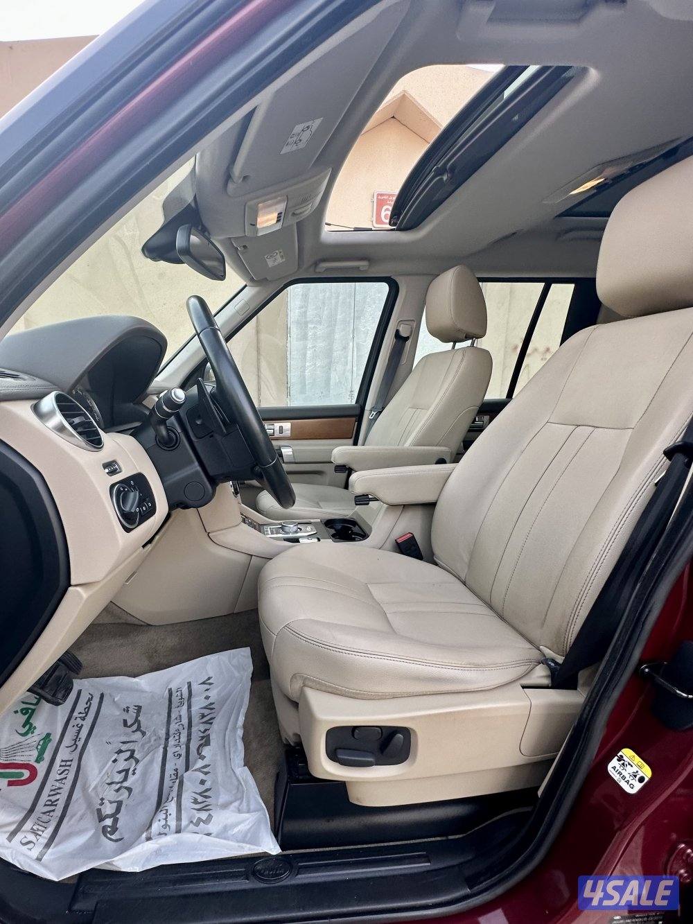 2016 Land Rover LR4 / All Original12