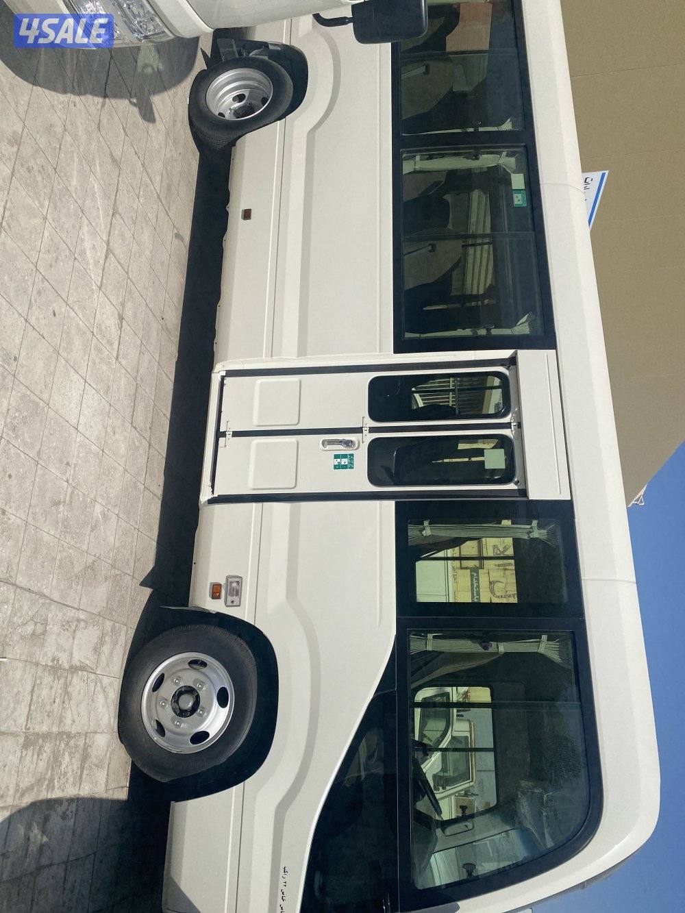 تاجير باصات ثلاجه ومقفل وركاب2