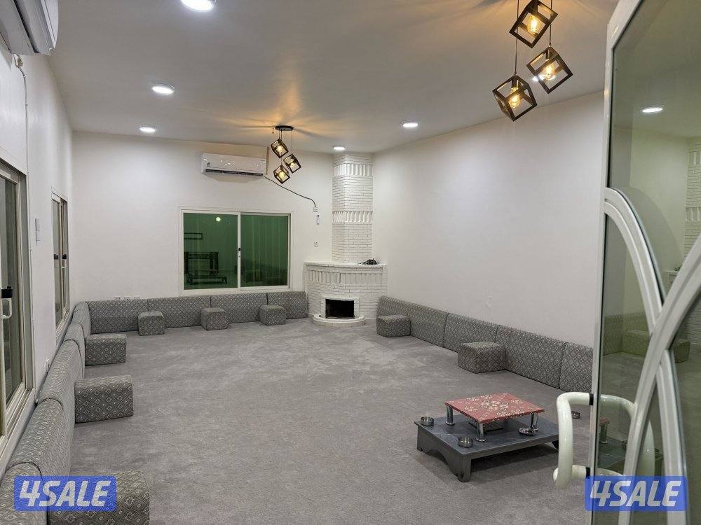 شهري نص جاخور زاويه مع حديقه خارجيه كبيره3