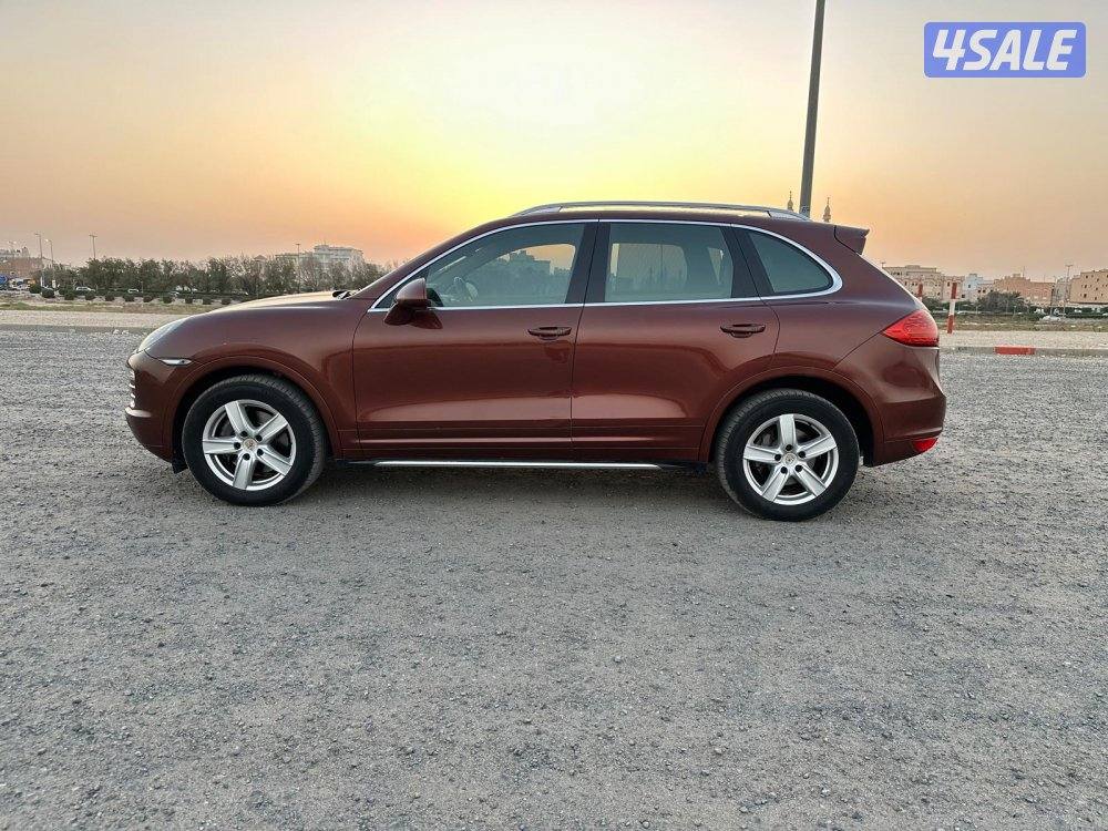 بورش كايين V6 بحالة الوكالة8