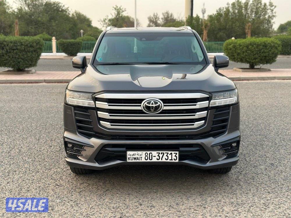 لاند كروزر 2024 وكالة1