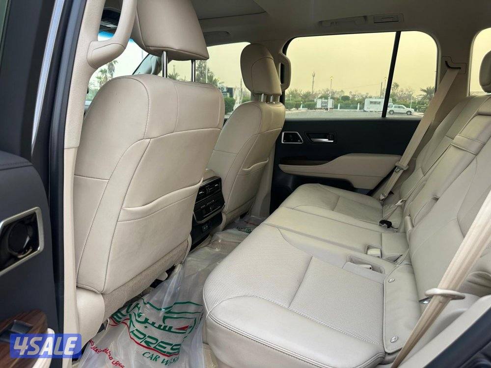 لاند كروزر 2024 وكالة11