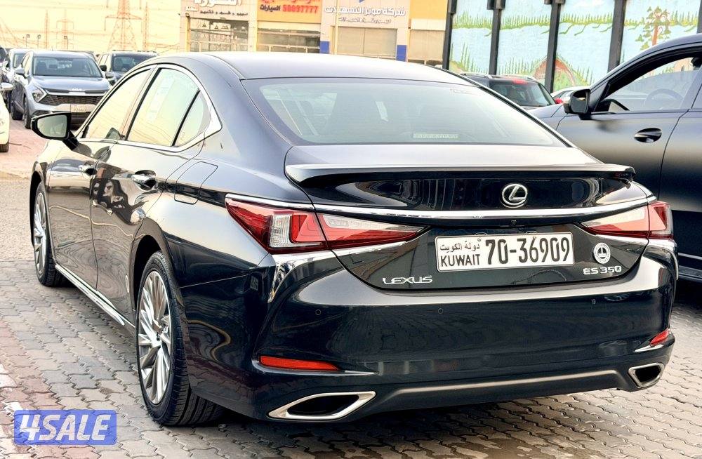 لكزس ES 350 الساير 2023 الدرجة الأولى5