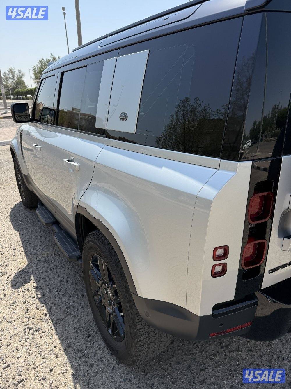 للبيع ديفندر ٢٠٢٤3