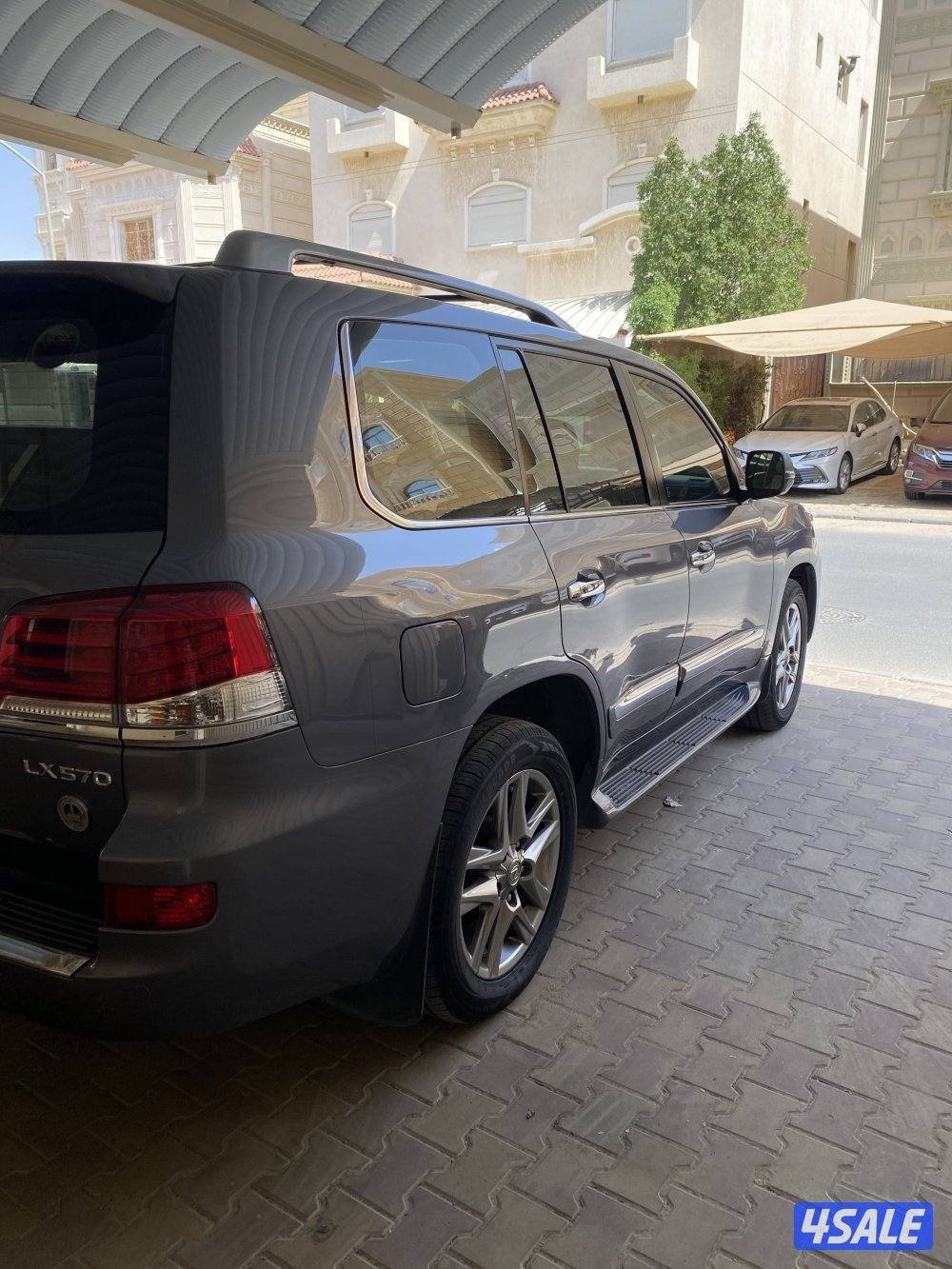 LX جيب لكزس موديل 20153