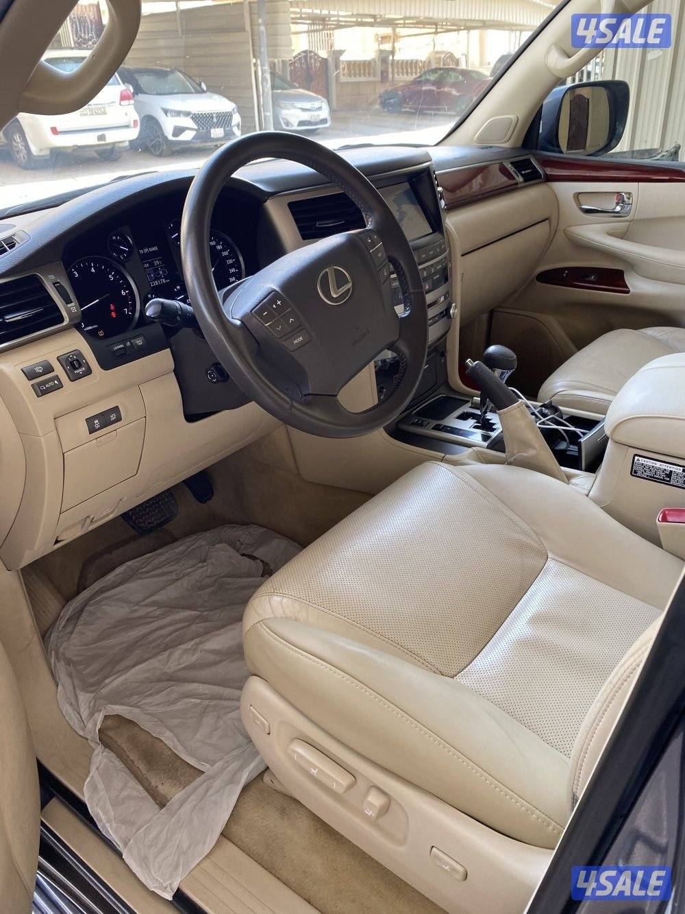 LX جيب لكزس موديل 20154
