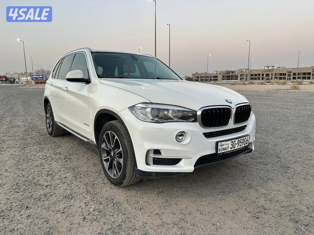 بي ام X5 كامل المواصفات عداد ١٢٠ الف  صبغ وكالة0