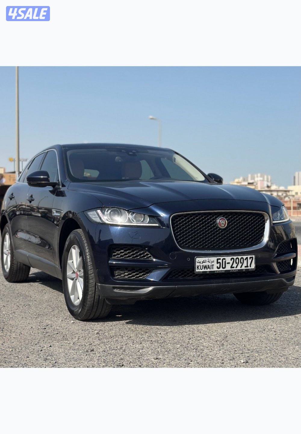 جاكور F-pace0
