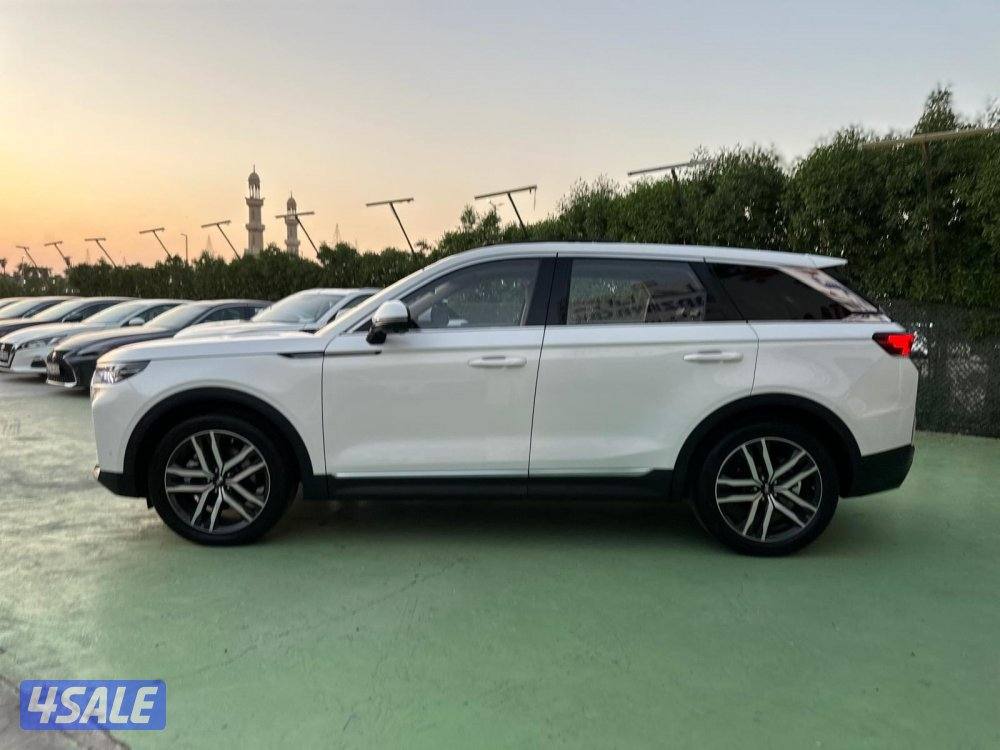 للبيع كاش او اقساط اجار تملك للمتعدين40%2