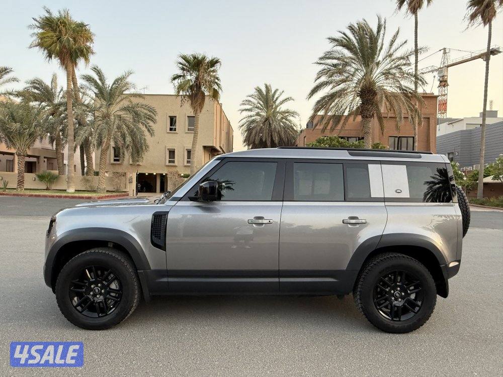 للبيع ديفندر ٦سلندر - صبغ وكاله - عداد ٩٨الف3