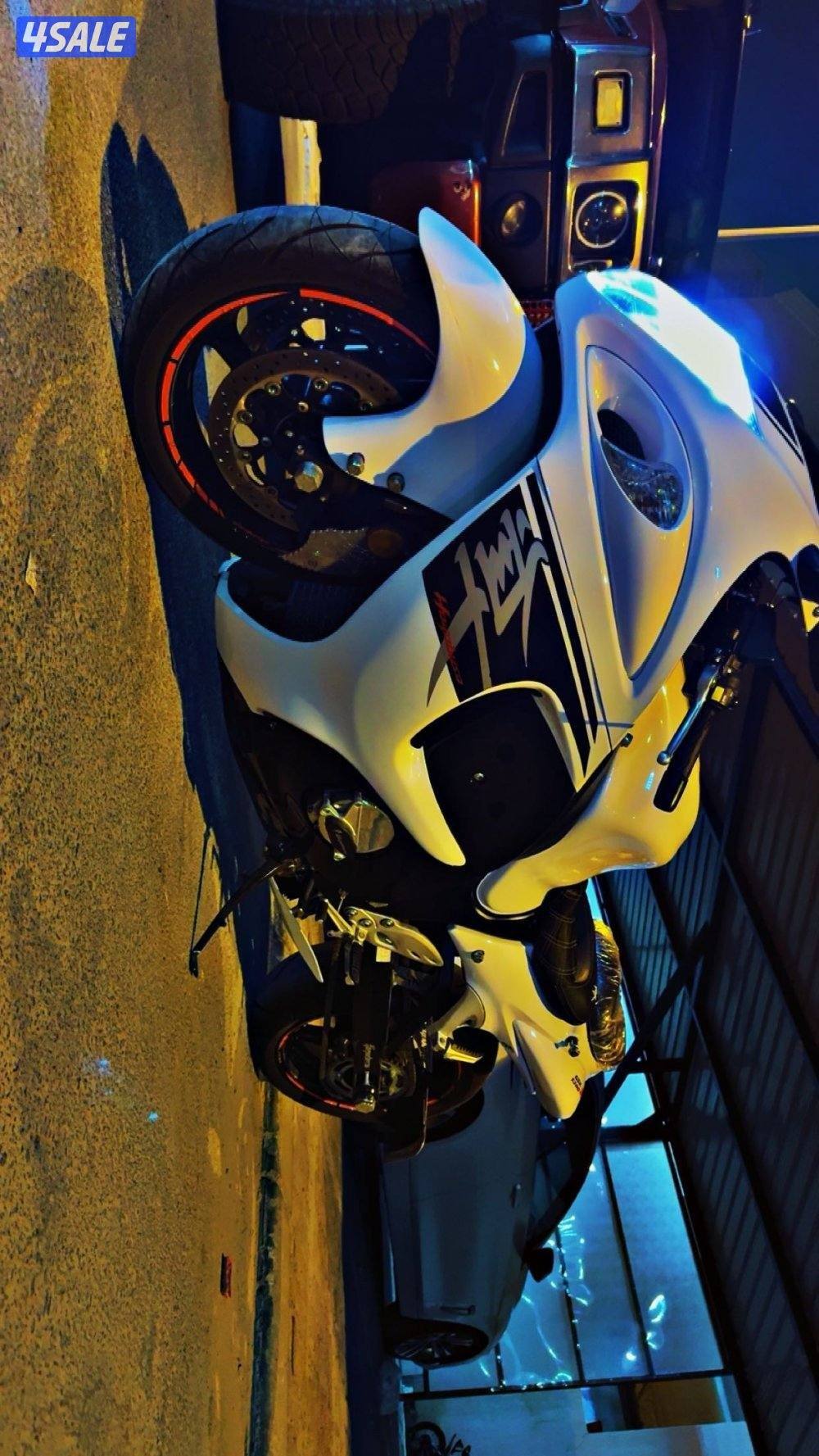 سوزوكي هايابوسا 2017 الممشى 21الف كم  الحاله وكاله1