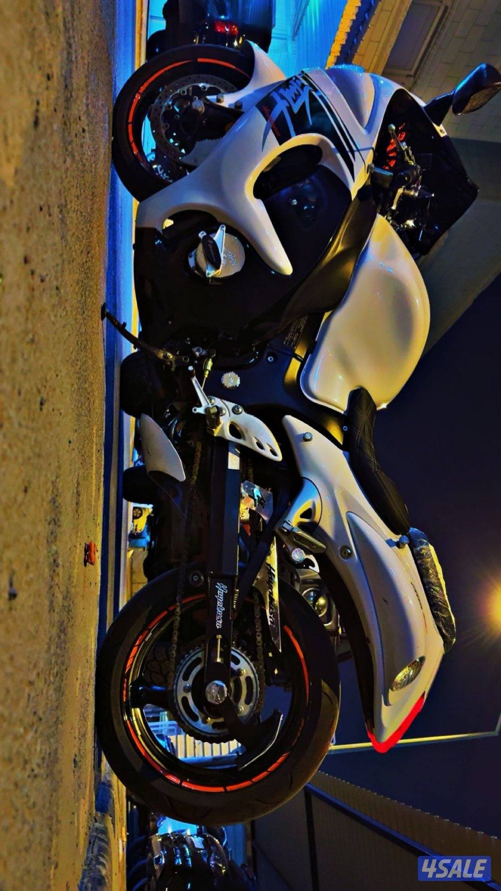 سوزوكي هايابوسا 2017 الممشى 21الف كم  الحاله وكاله4