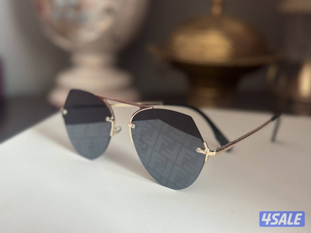 لدينا اقوي تشكيلة من النظارات الشمسية الرجالية ماستر14