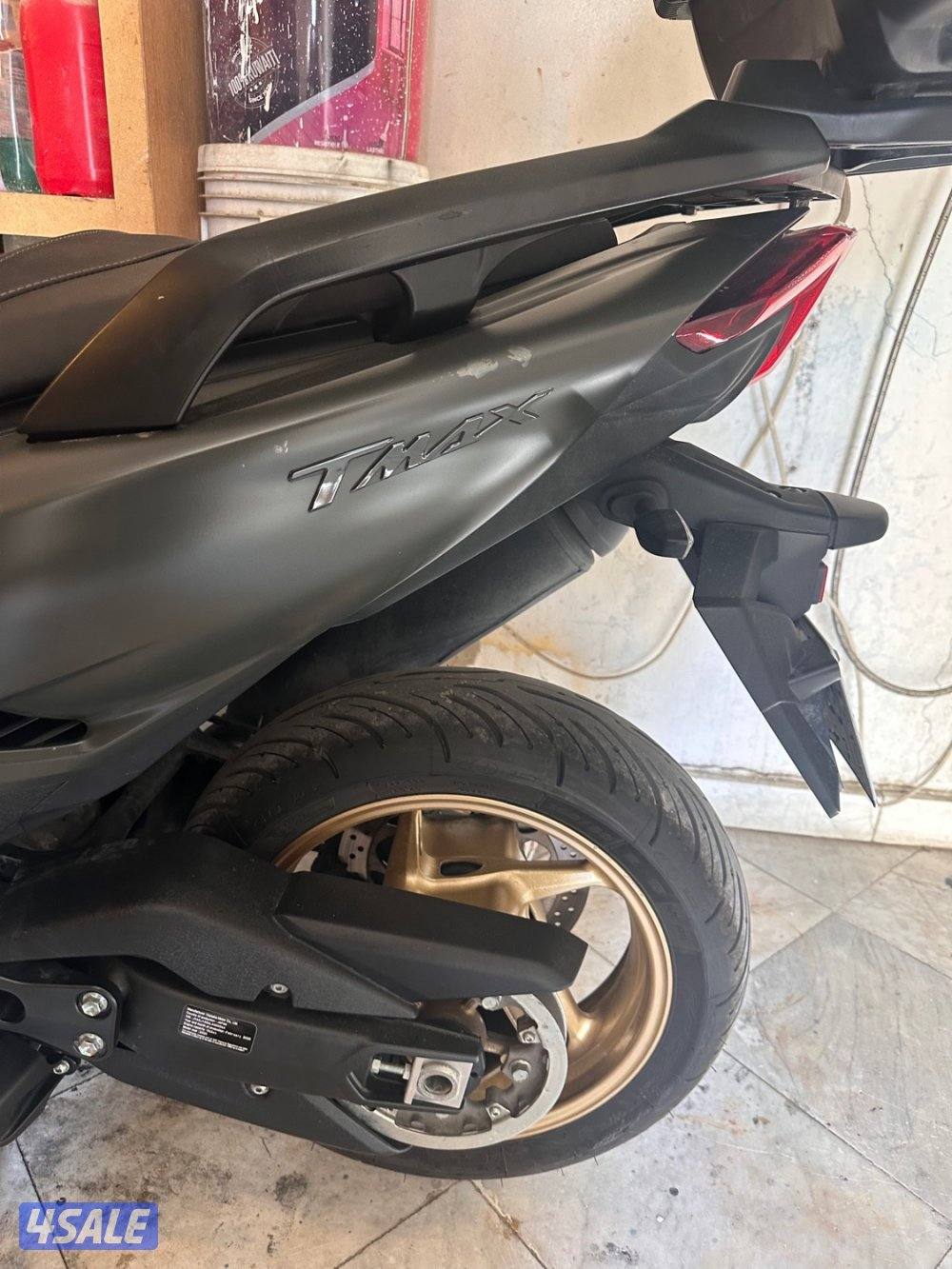 دراجه ياماهاTmax 5601