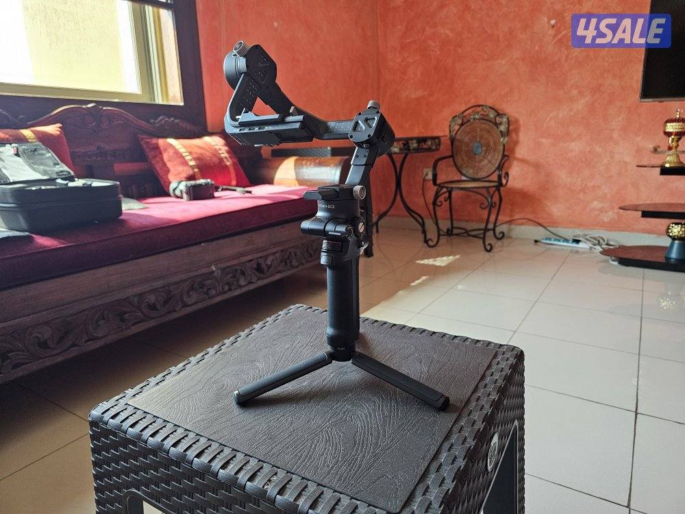 للبيع مانع اهتزاز DJI احترافي جدا و بحاله ممتازه1