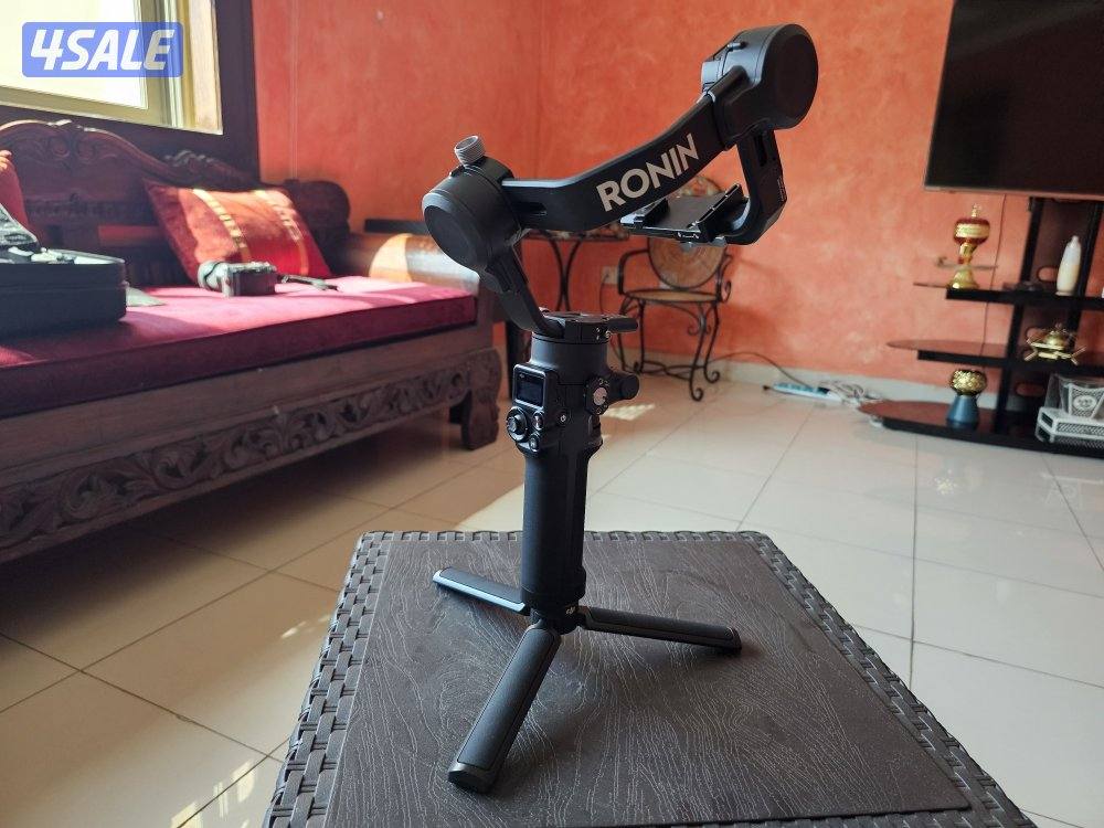 للبيع مانع اهتزاز DJI احترافي جدا و بحاله ممتازه2