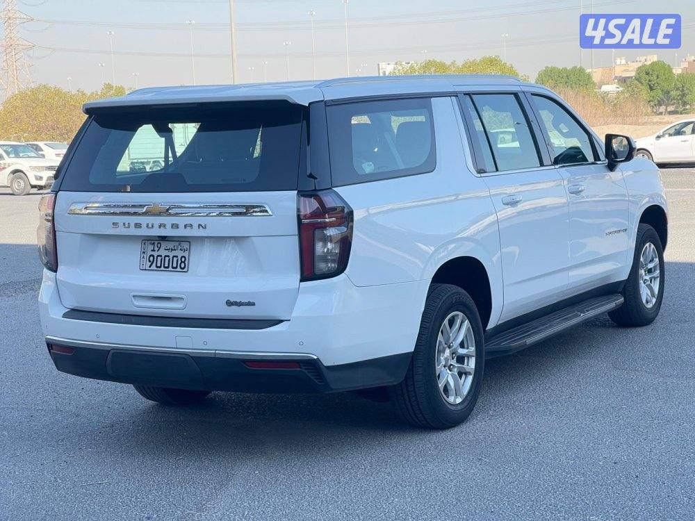 Chevrolet Suburban 2021 Original Paint !! Inspection guaranteed4