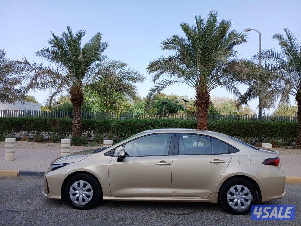 تويوتا كورولا 2022 ماشي ٥٨ كم بحاله ممتازه2