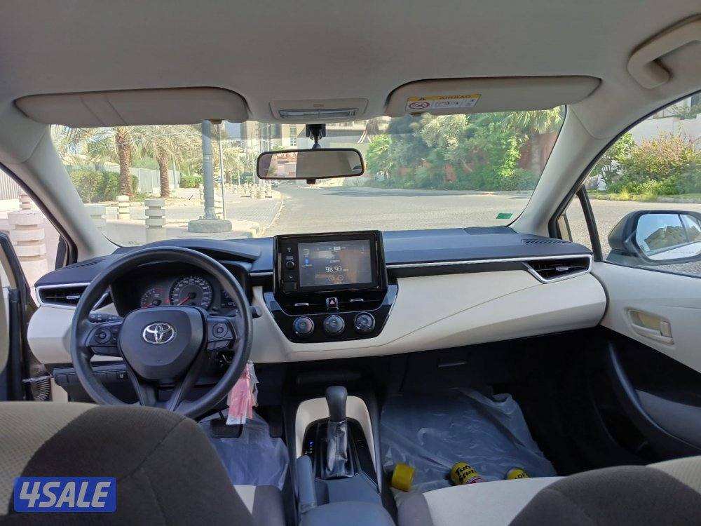 تويوتا كورولا 2022 ماشي ٥٨ كم بحاله ممتازه3