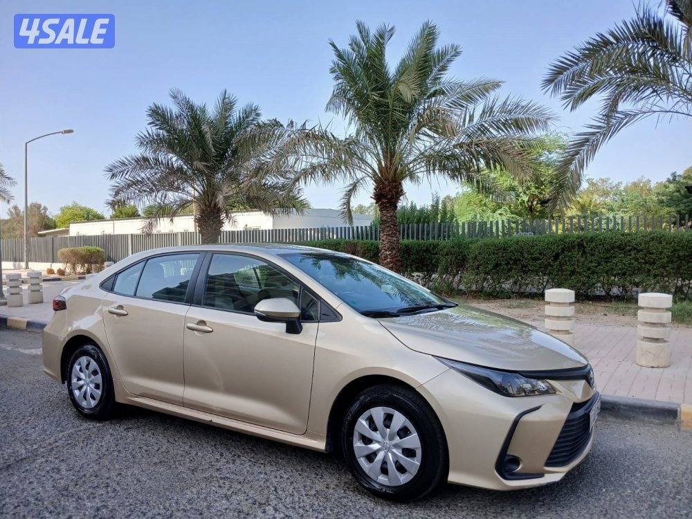 تويوتا كورولا 2022 ماشي ٥٨ كم بحاله ممتازه10