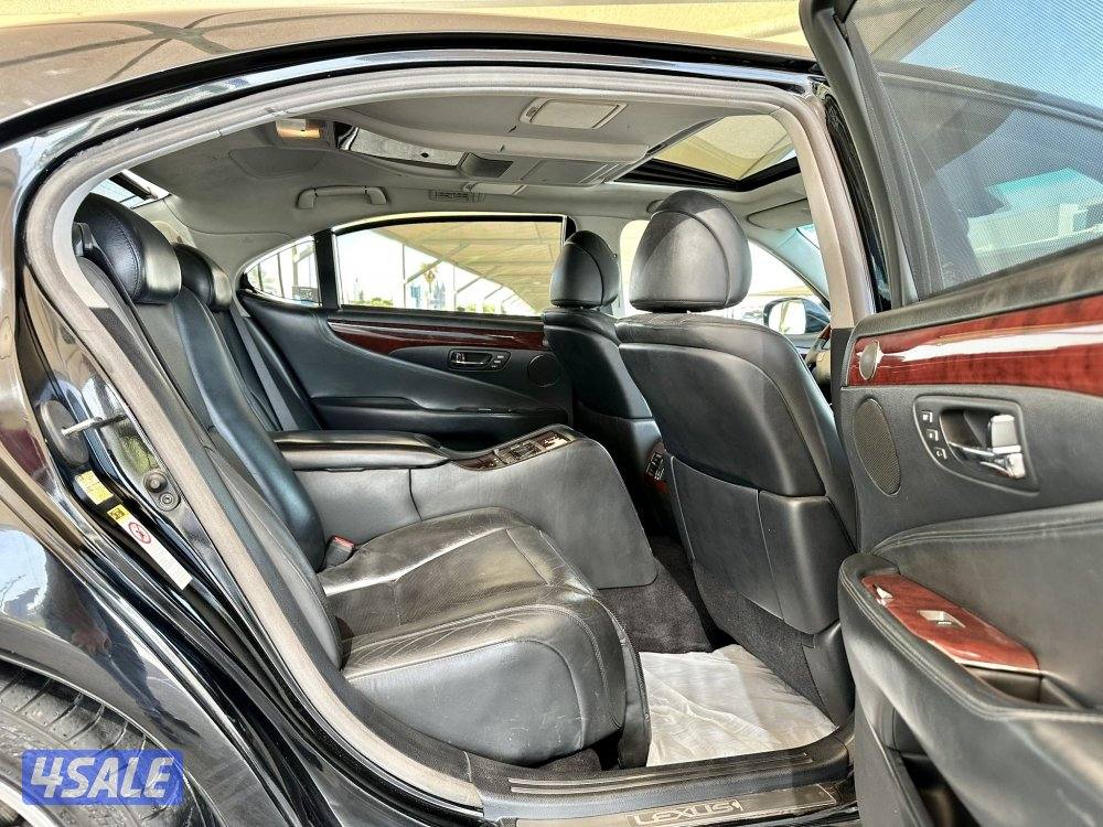 لكزس LS460L VIP - الموديل:2009 - العداد:1979