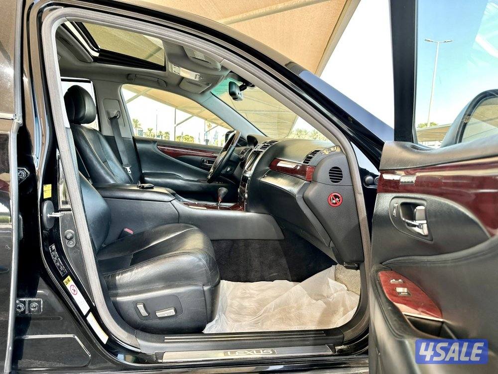 لكزس LS460L VIP - الموديل:2009 - العداد:1978