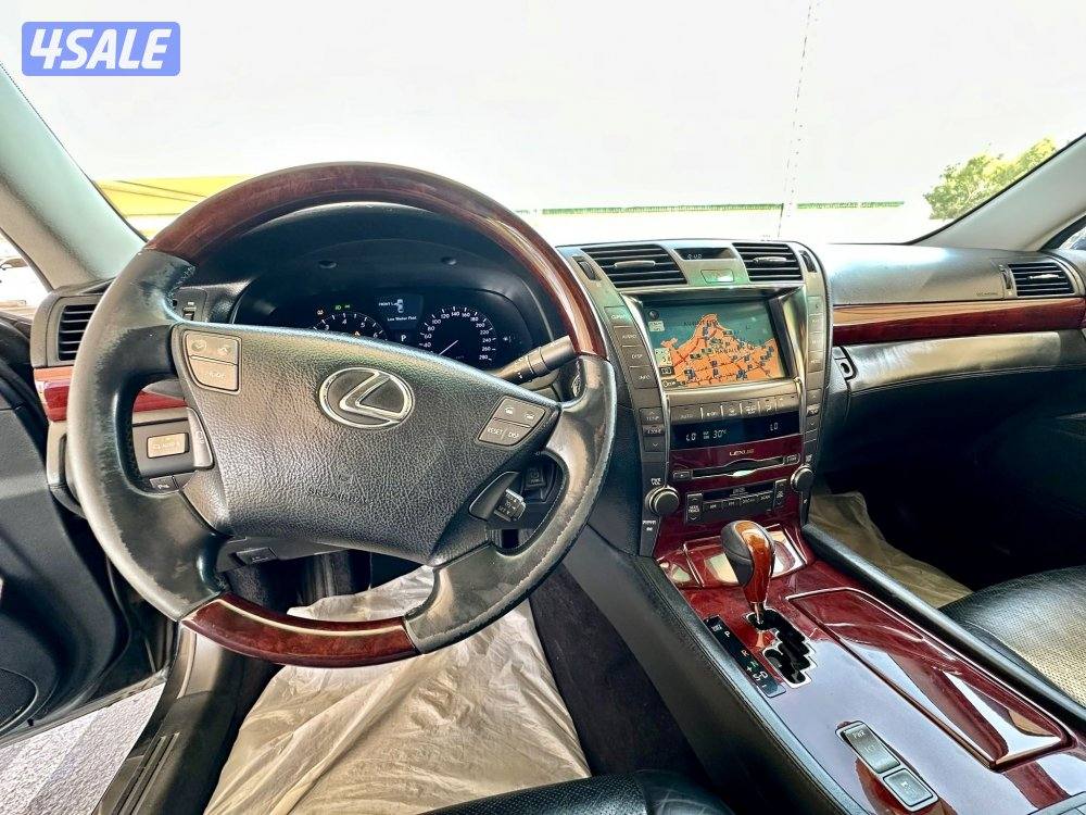 لكزس LS460L VIP - الموديل:2009 - العداد:19715