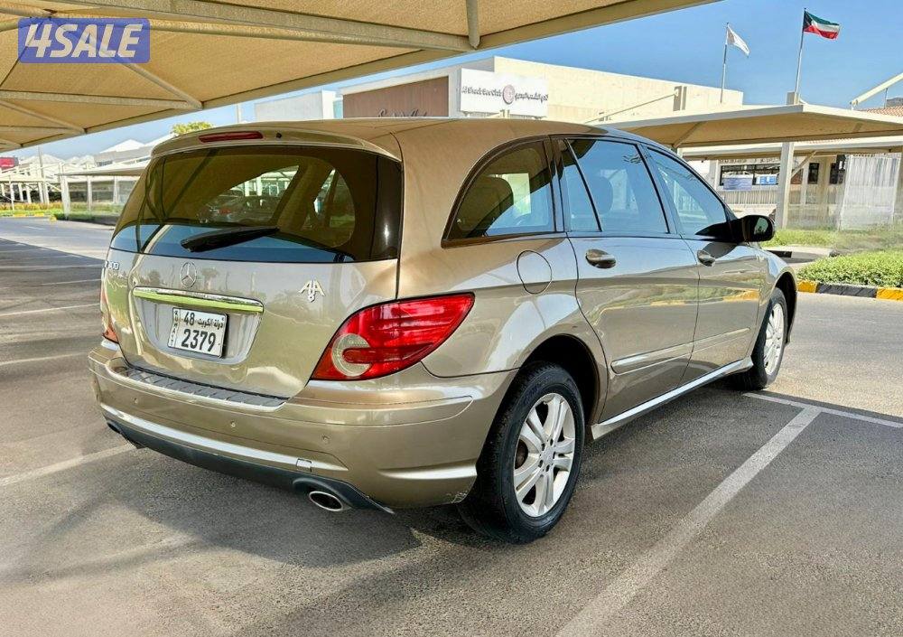 مرسيدس R300 - الموديل:2010 - العداد:1356