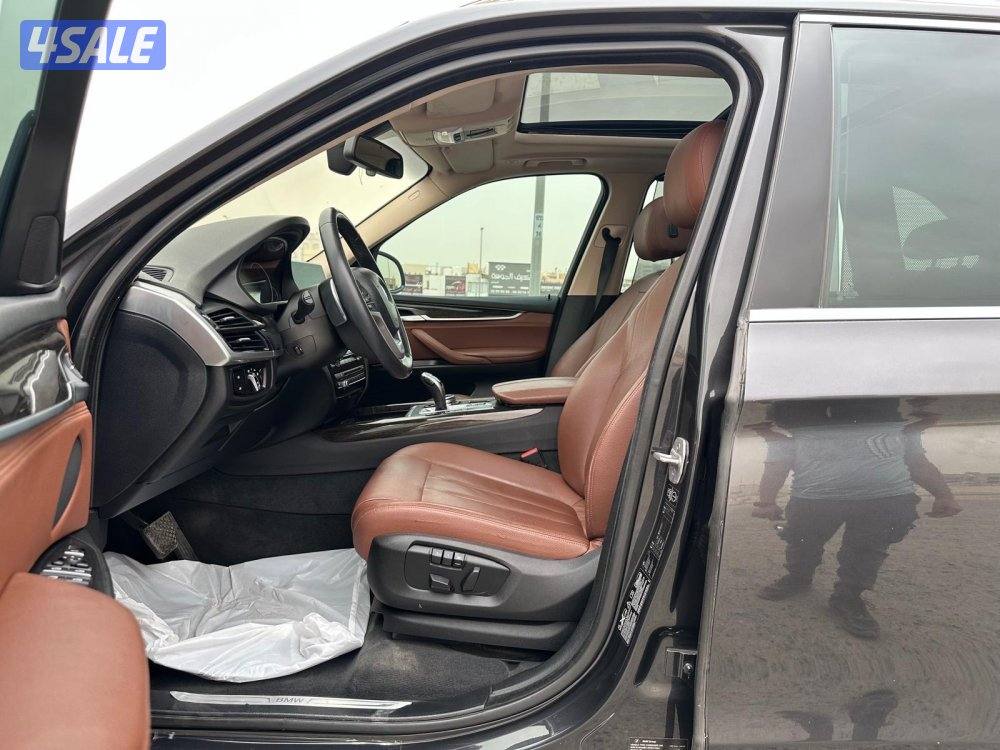 عداد ١١٧ ألف BMW X5 موديل ٢٠١٥ كامل المواصفات صبغ وكالة8