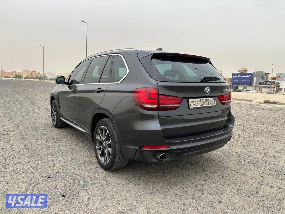 عداد ١١٧ ألف BMW X5 موديل ٢٠١٥ كامل المواصفات صبغ وكالة10