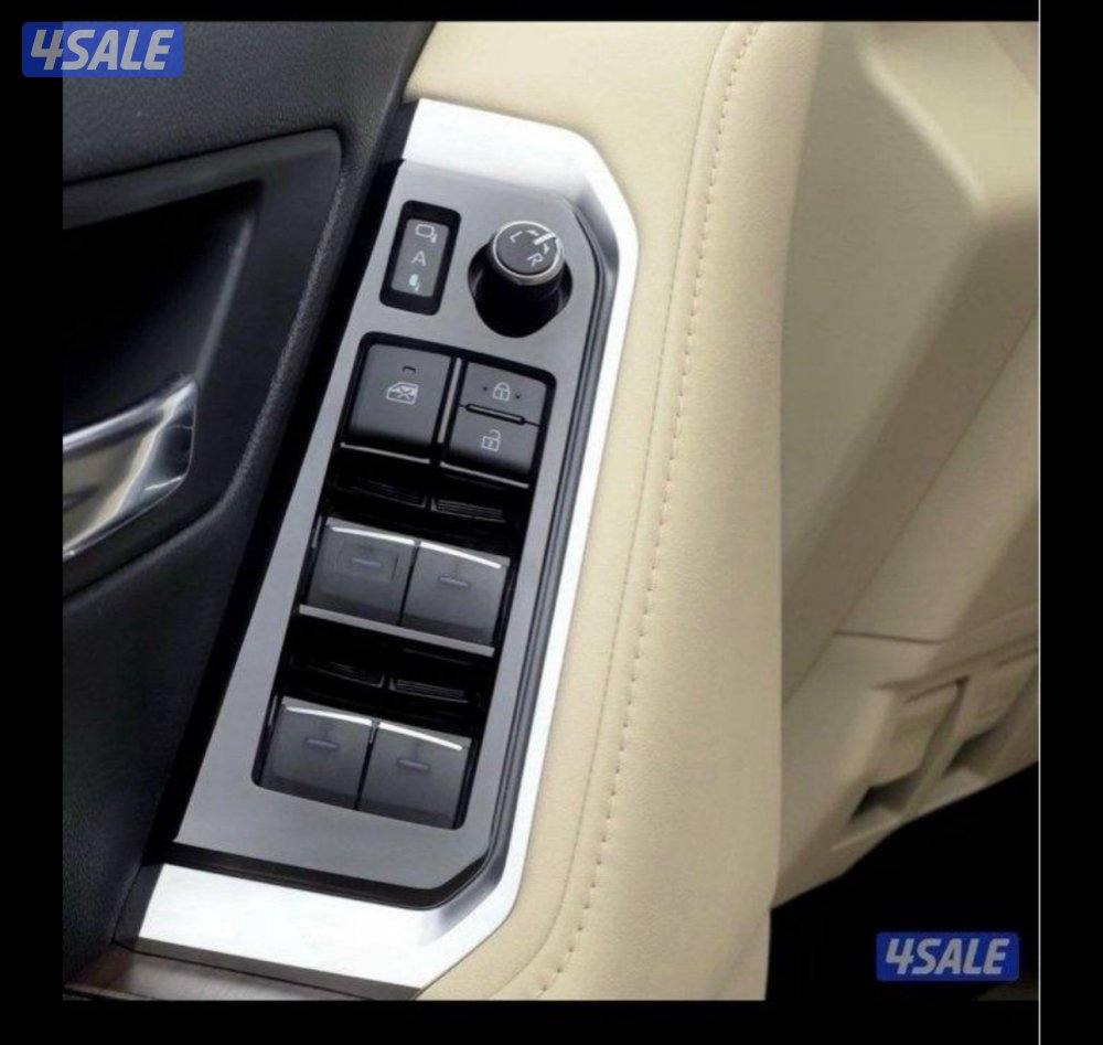 لاند كروزر GXR{تون تربو }AEROS بحالة الاصفار5