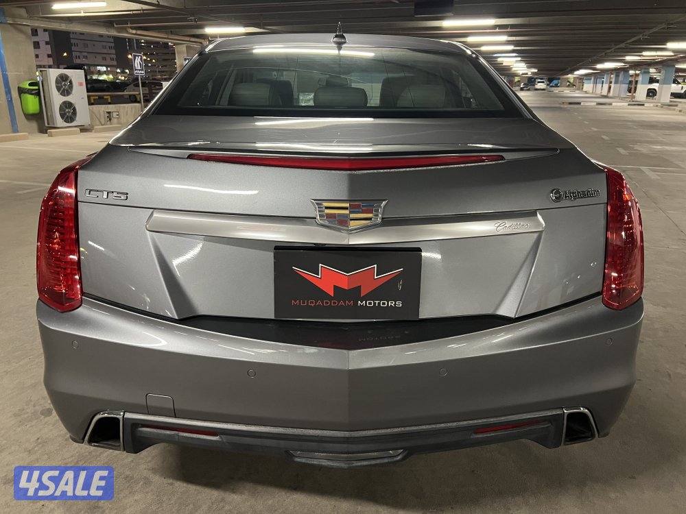 كاديلاك CTS موديل 2019 العداد 76 الف3