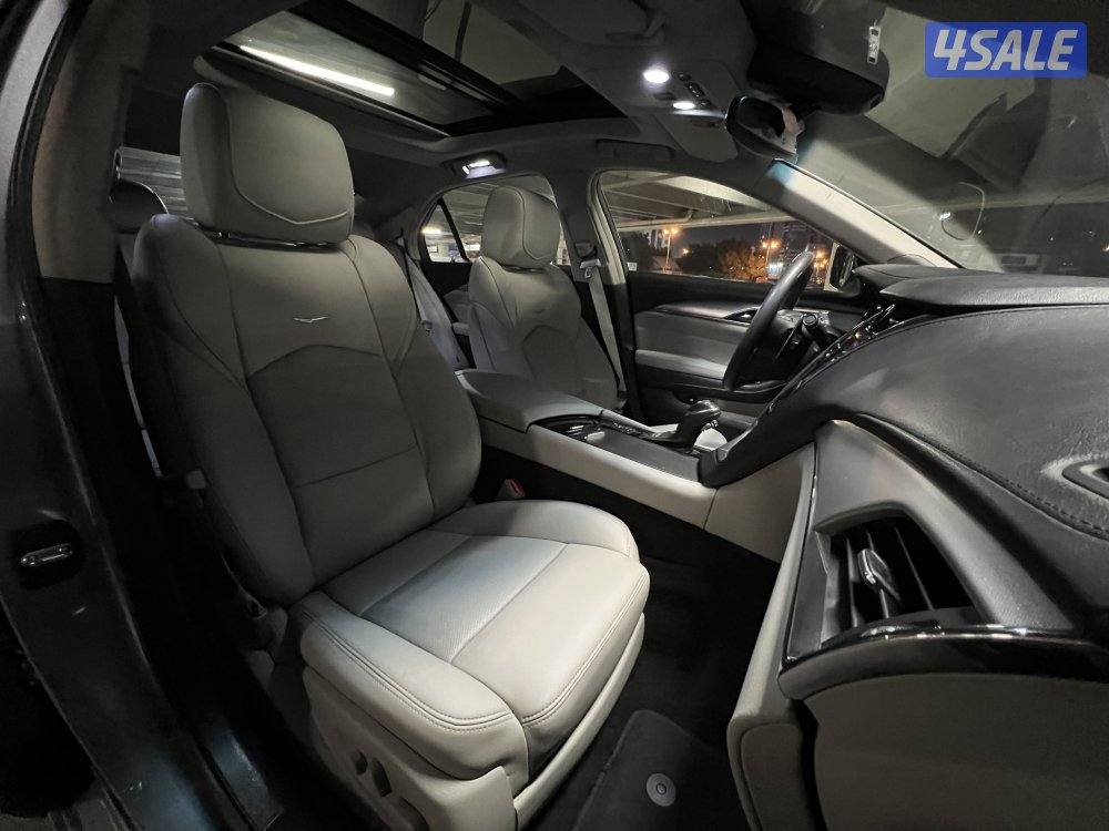 كاديلاك CTS موديل 2019 العداد 76 الف5