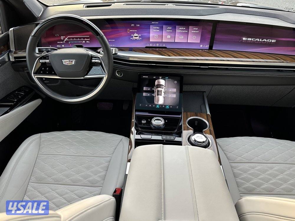 اسكاليد بلاتينوم 2025 عداد 8 الاف وكالة تحت الكفالة سيرفيس مجاني1